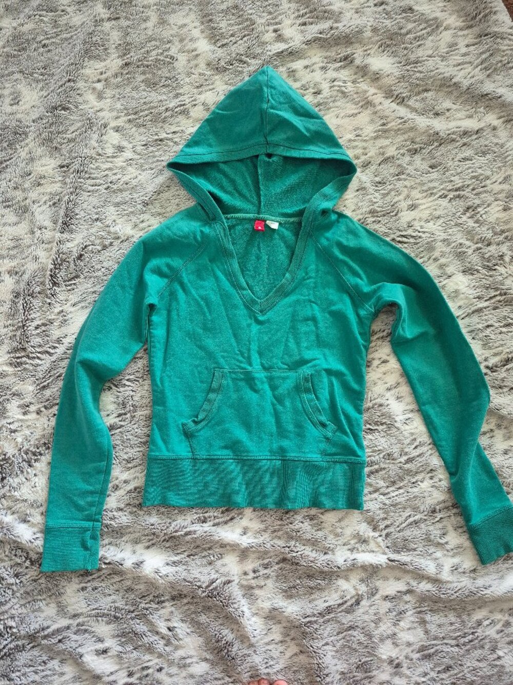 H&M divided pullover hoodie